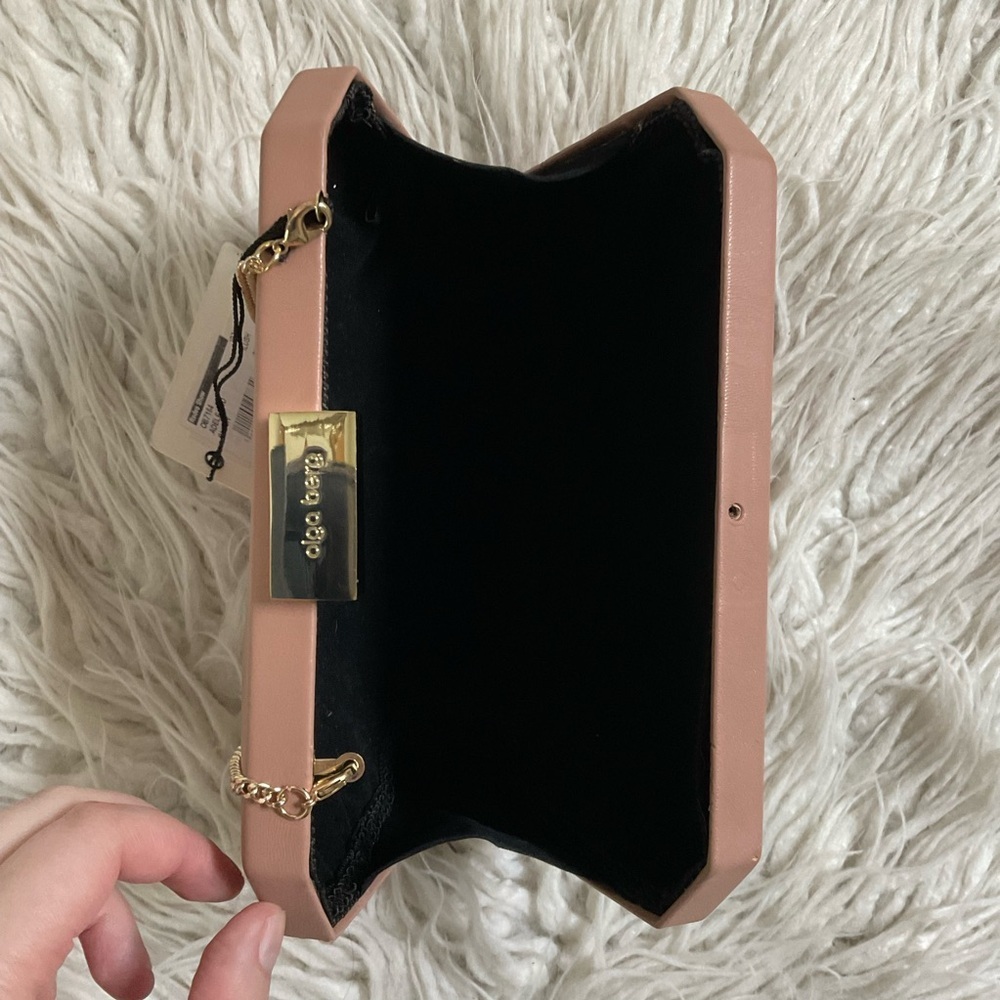 Olga Berg Adele Abstract Pod Blush Beige Convertible Clutch Shoulder Bag Nwt — image 7 of 8